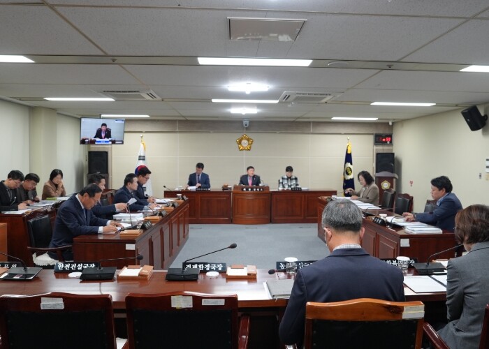 음성군의회, 11월 정례의원간담회 개...