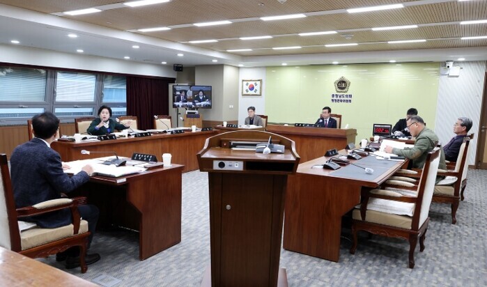 충남도의회 행정문화위원회 “‘걷쥬’ ...