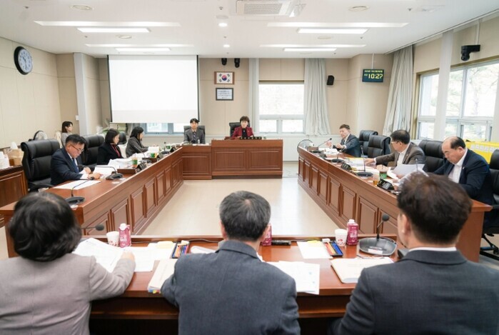 용인특례시의회 문화복지위원회, 행정사...