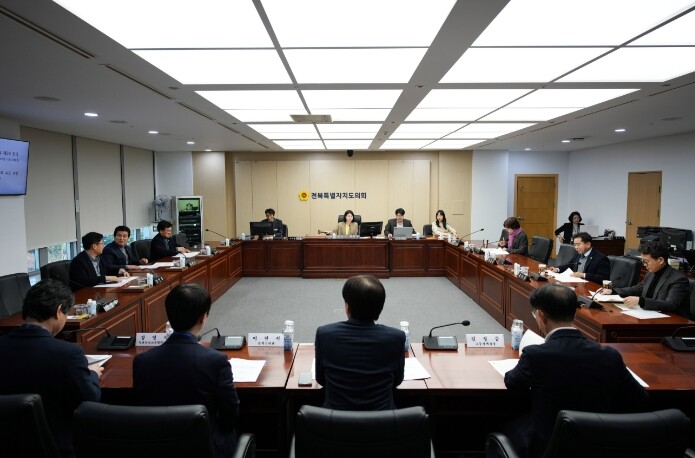 전북 균형발전 특별위원회, 전북 균형...