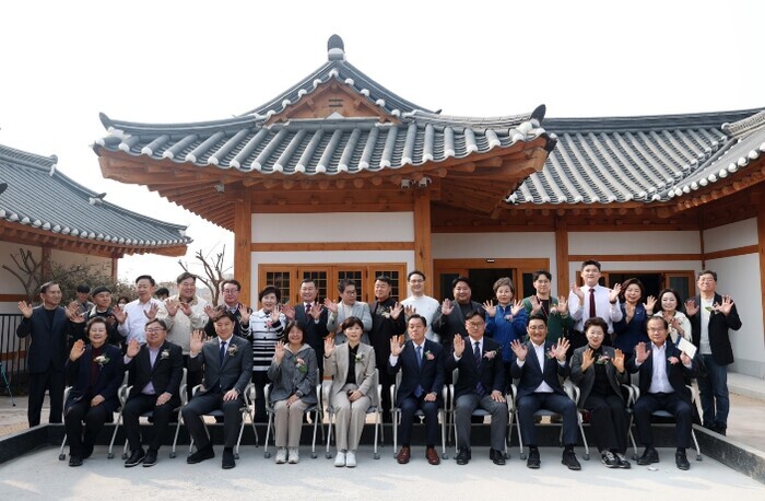 수원특례시의회, ‘남수헌 개관식’ 참...